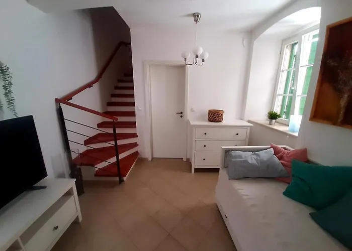 Appartement Luxury Stone House - Quiet Center!